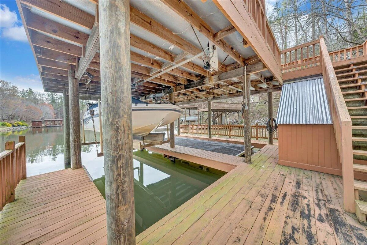 112 Pleasure Point DR - Photo 56
