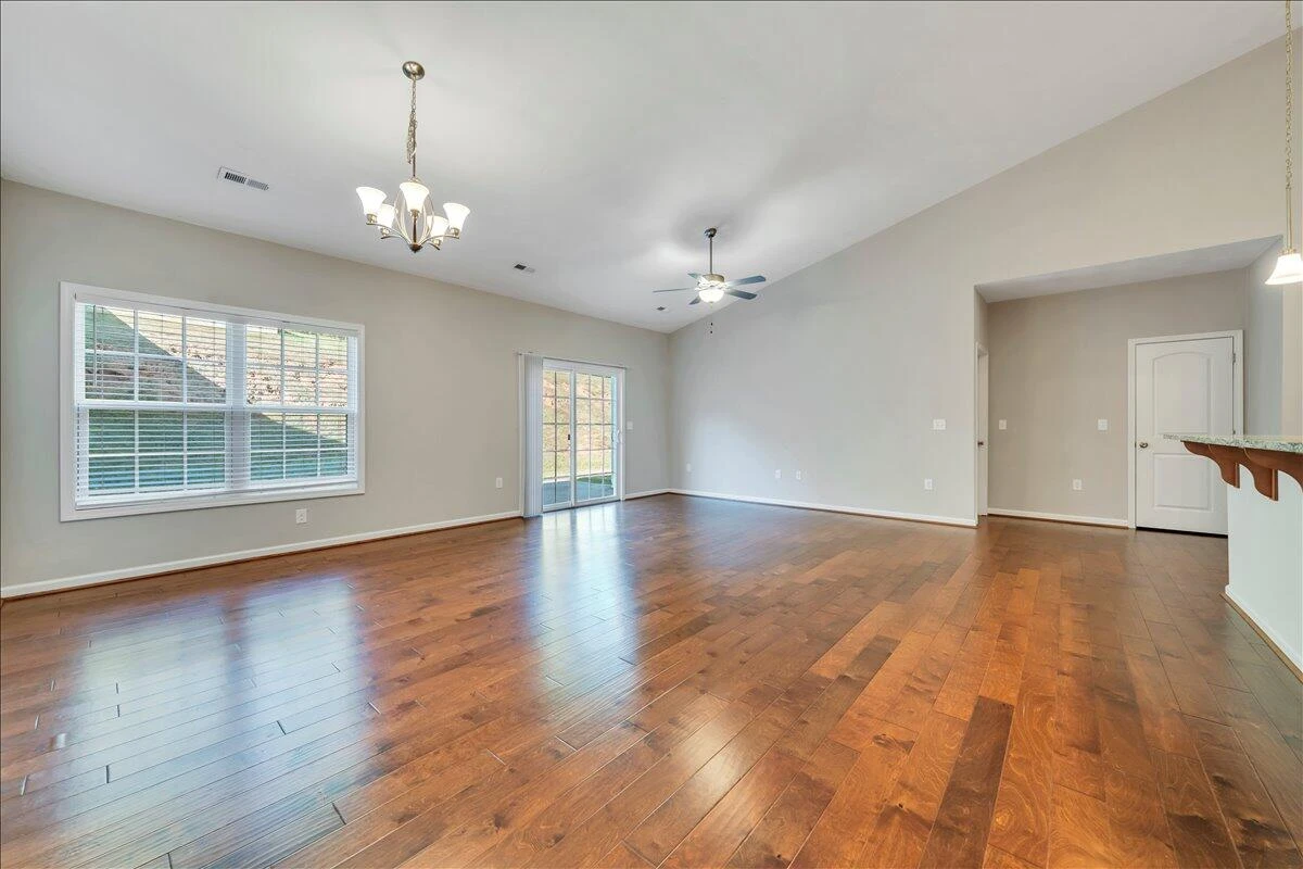 37 Sunrise LN - Photo 5