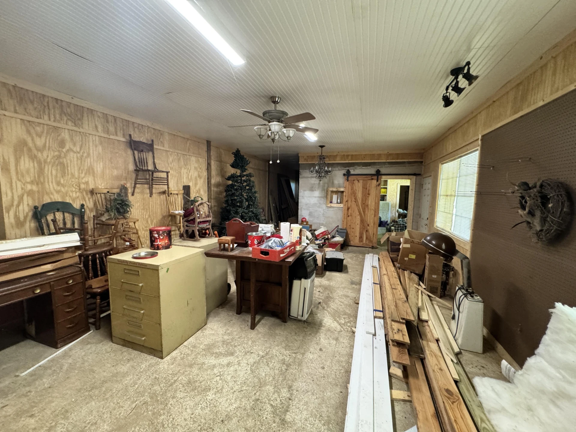 5509 Franklin RD - Photo 3