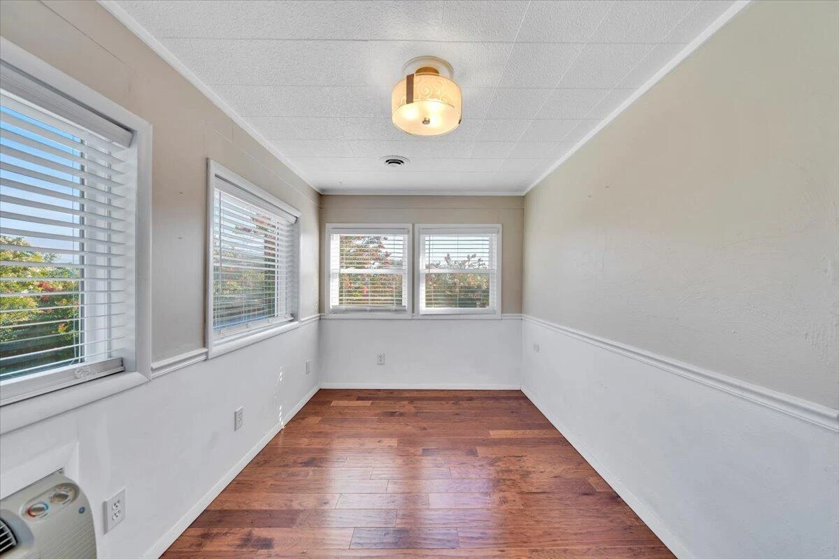 5102 Jonathan LN - Photo 16