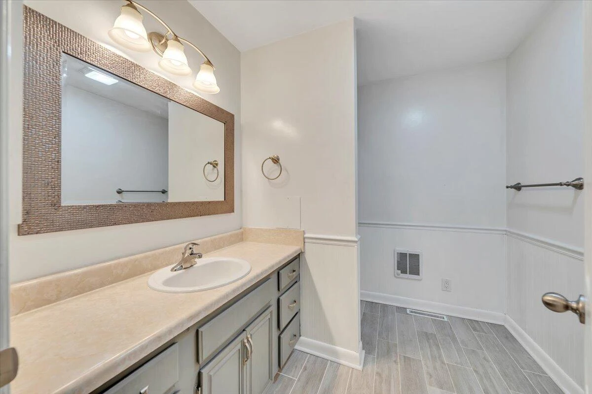 5102 Jonathan LN - Photo 35