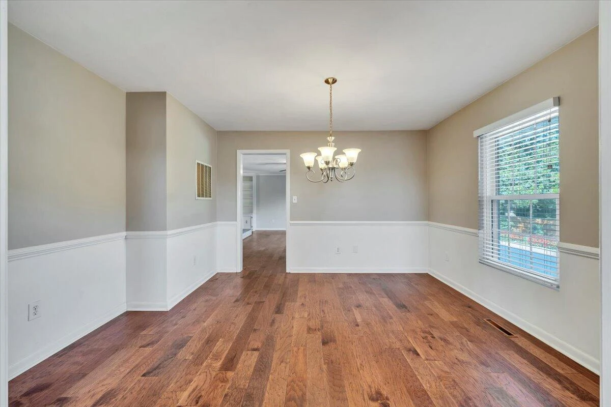 5102 Jonathan LN - Photo 6