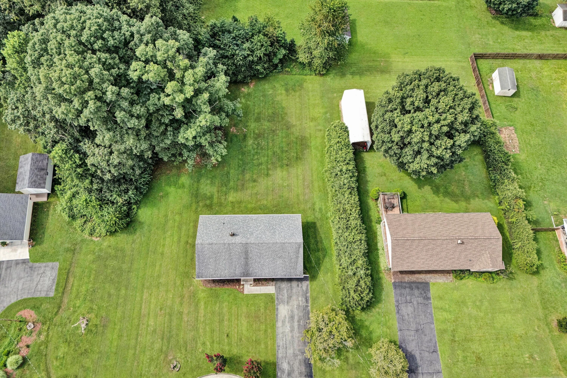 15 Whitten ST - Photo 32