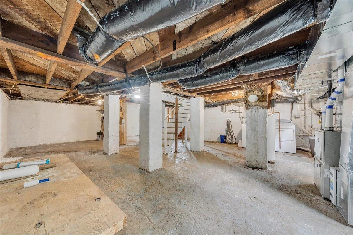 2633 Cedarhurst AVE - Photo 30