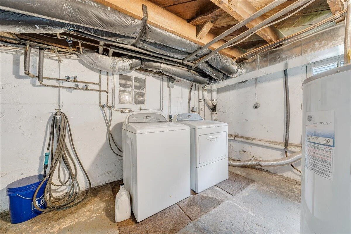 2633 Cedarhurst AVE - Photo 31