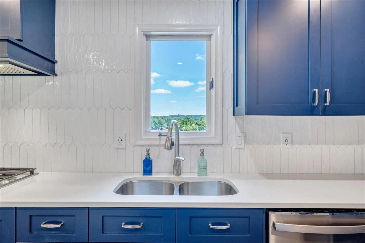 90 Waterpoint DR - Photo 10