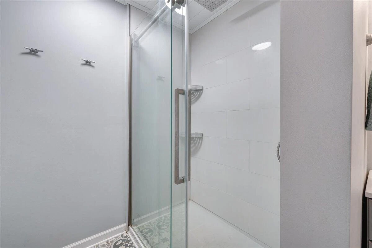90 Waterpoint DR - Photo 21
