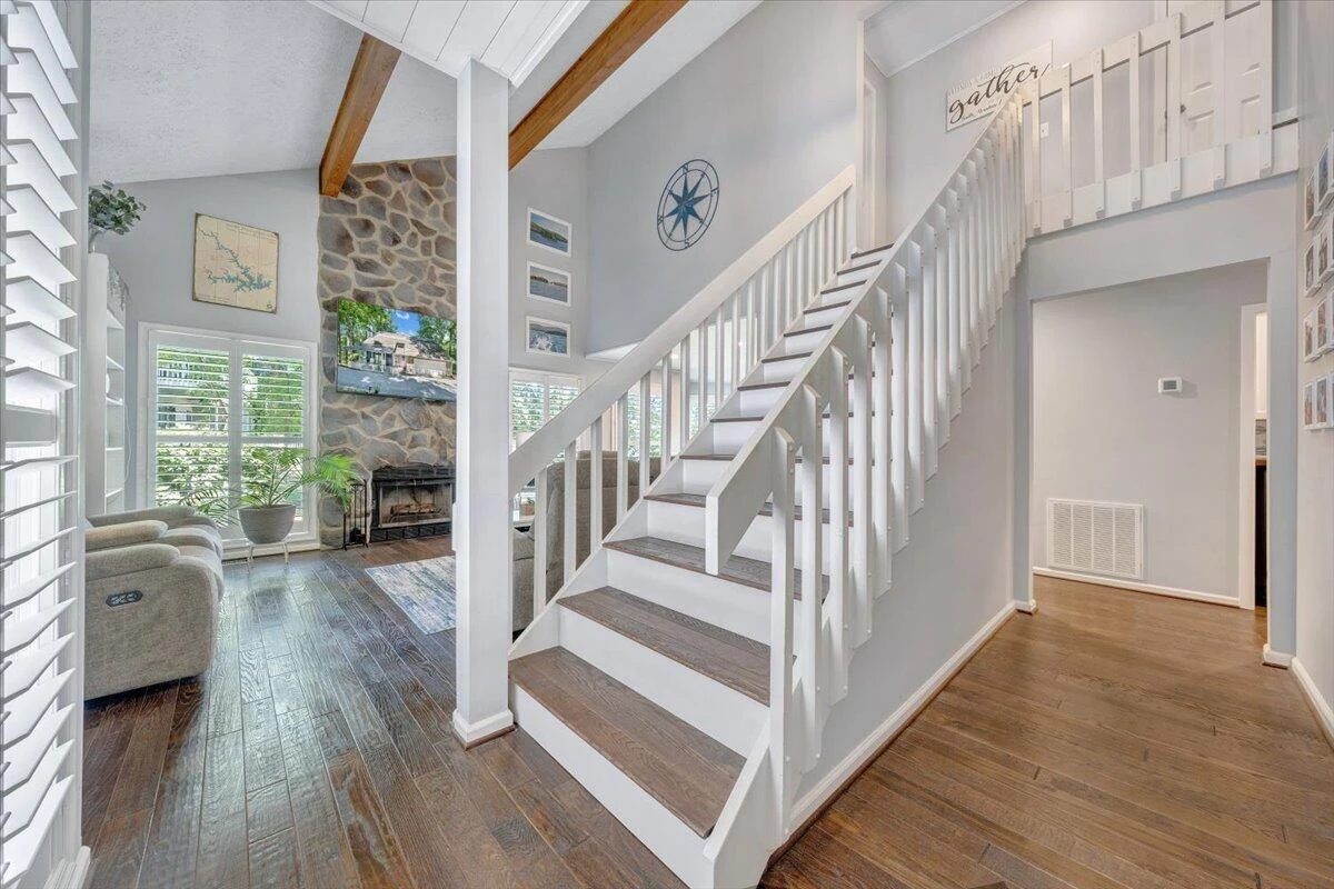 90 Waterpoint DR - Photo 28