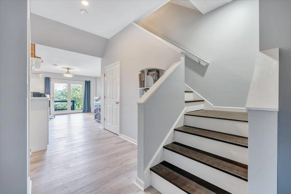 90 Waterpoint DR - Photo 42