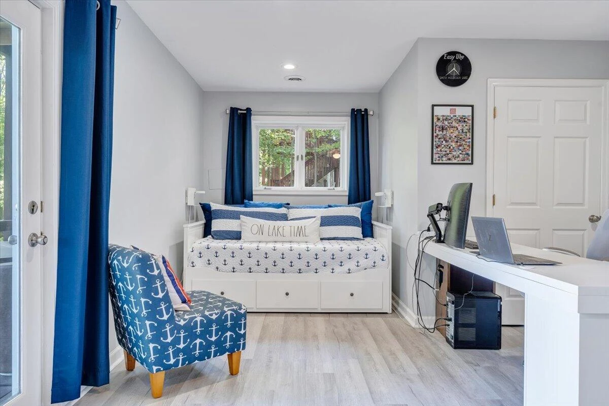 90 Waterpoint DR - Photo 50