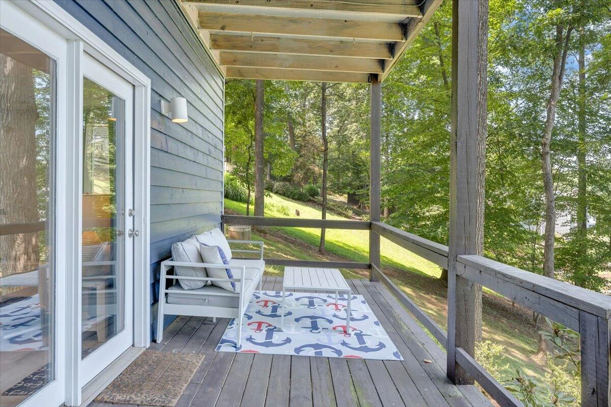 90 Waterpoint DR - Photo 55