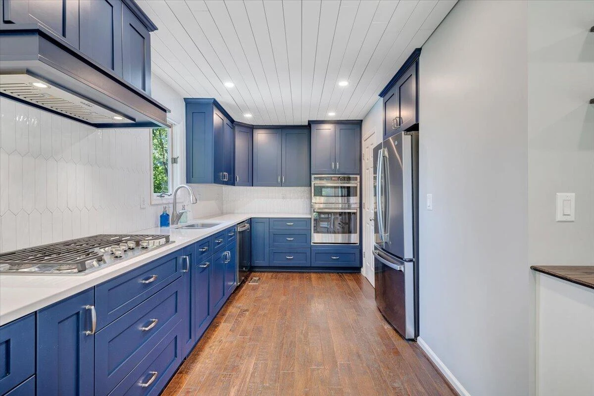 90 Waterpoint DR - Photo 8