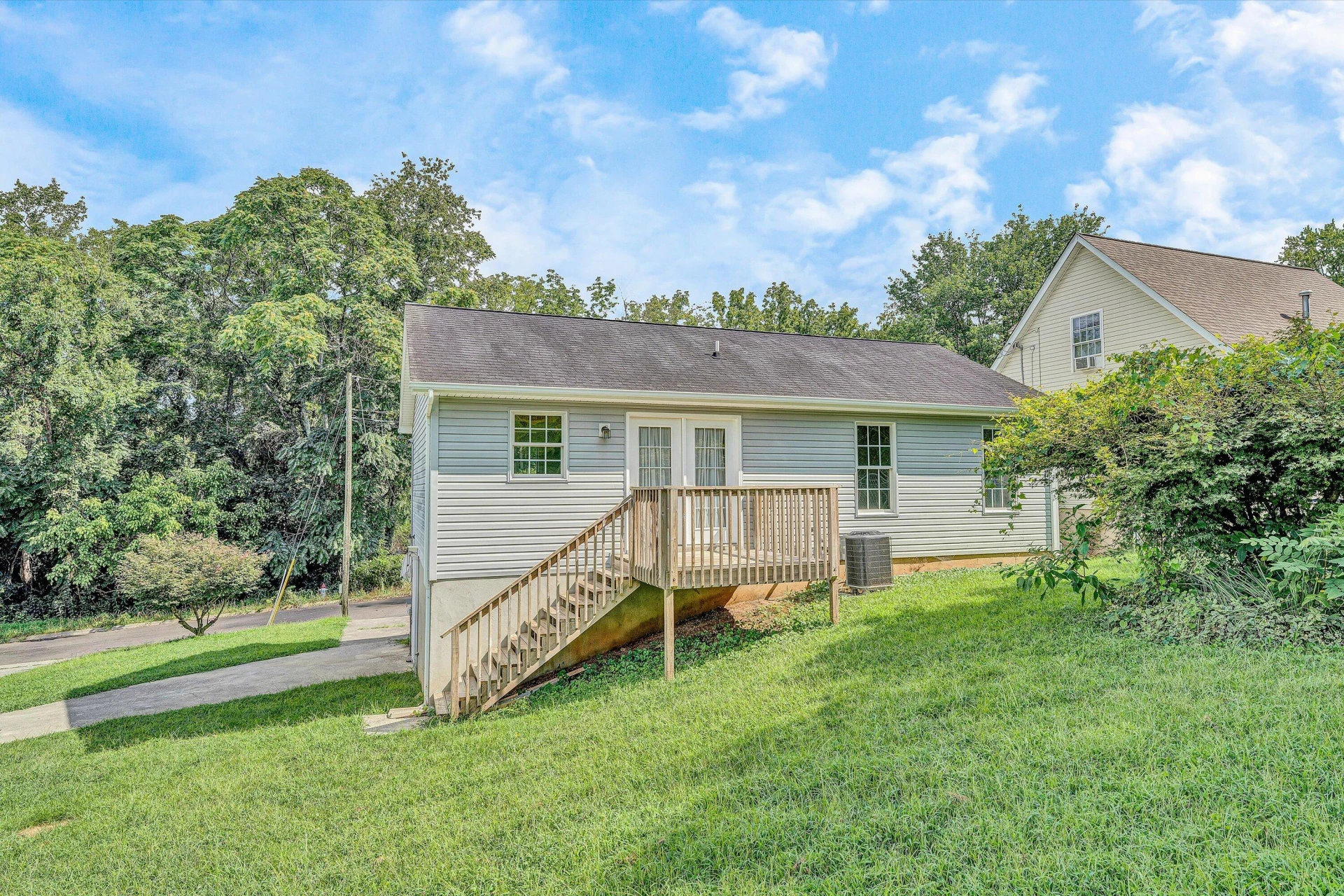 2624 Shull RD - Photo 21