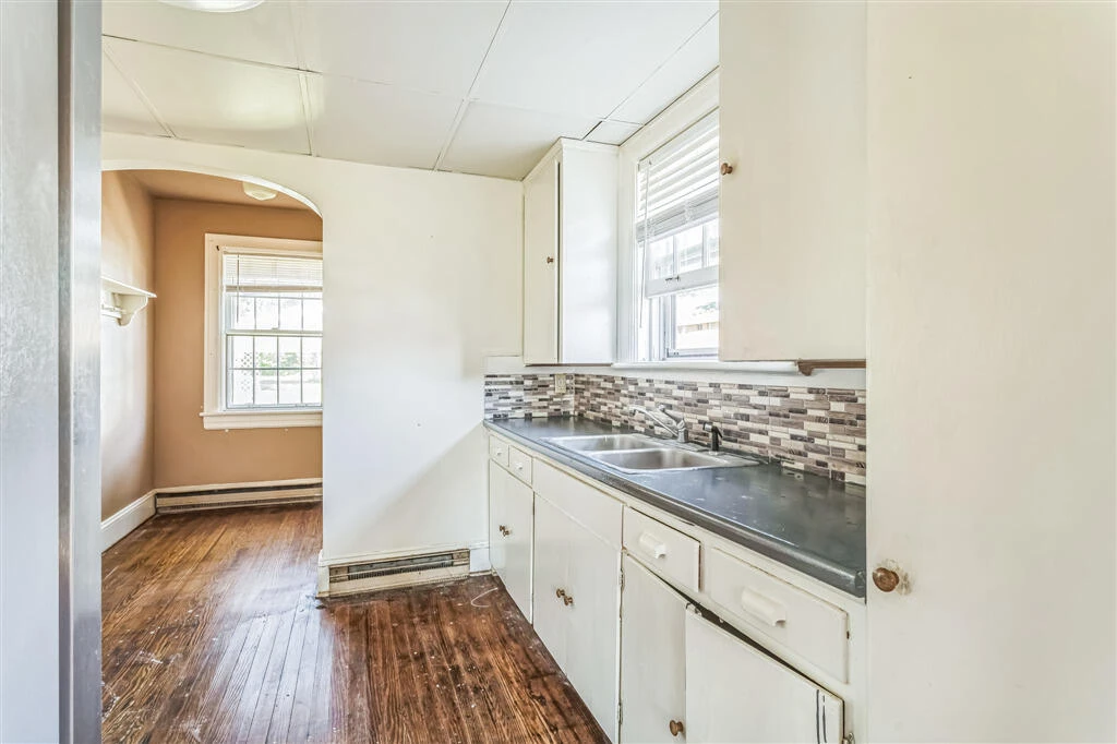 3812 Sunrise AVE - Photo 14