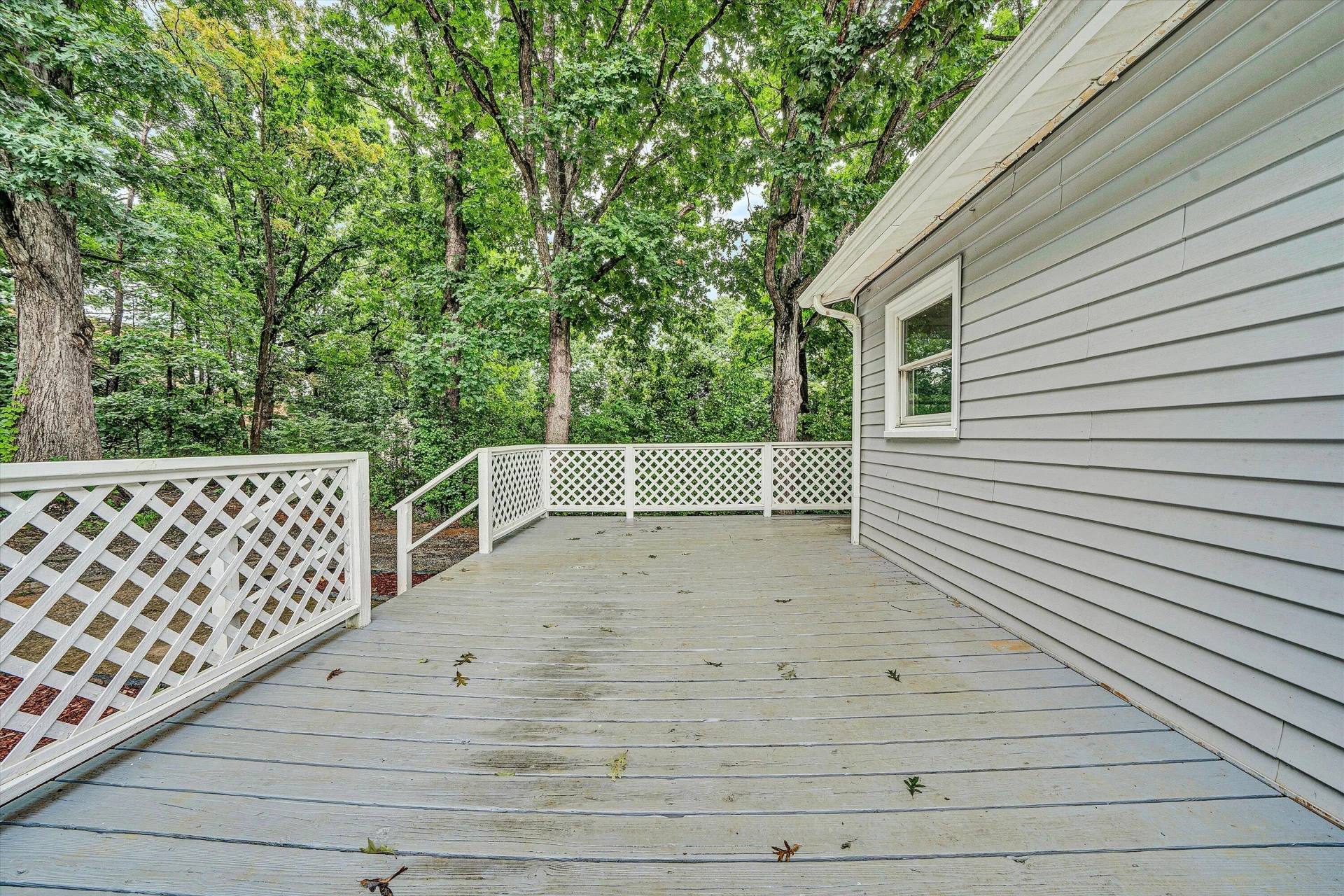 585 Trail DR - Photo 18