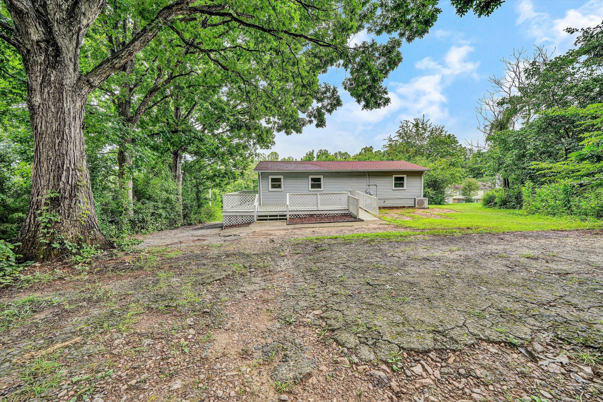 585 Trail DR - Photo 21