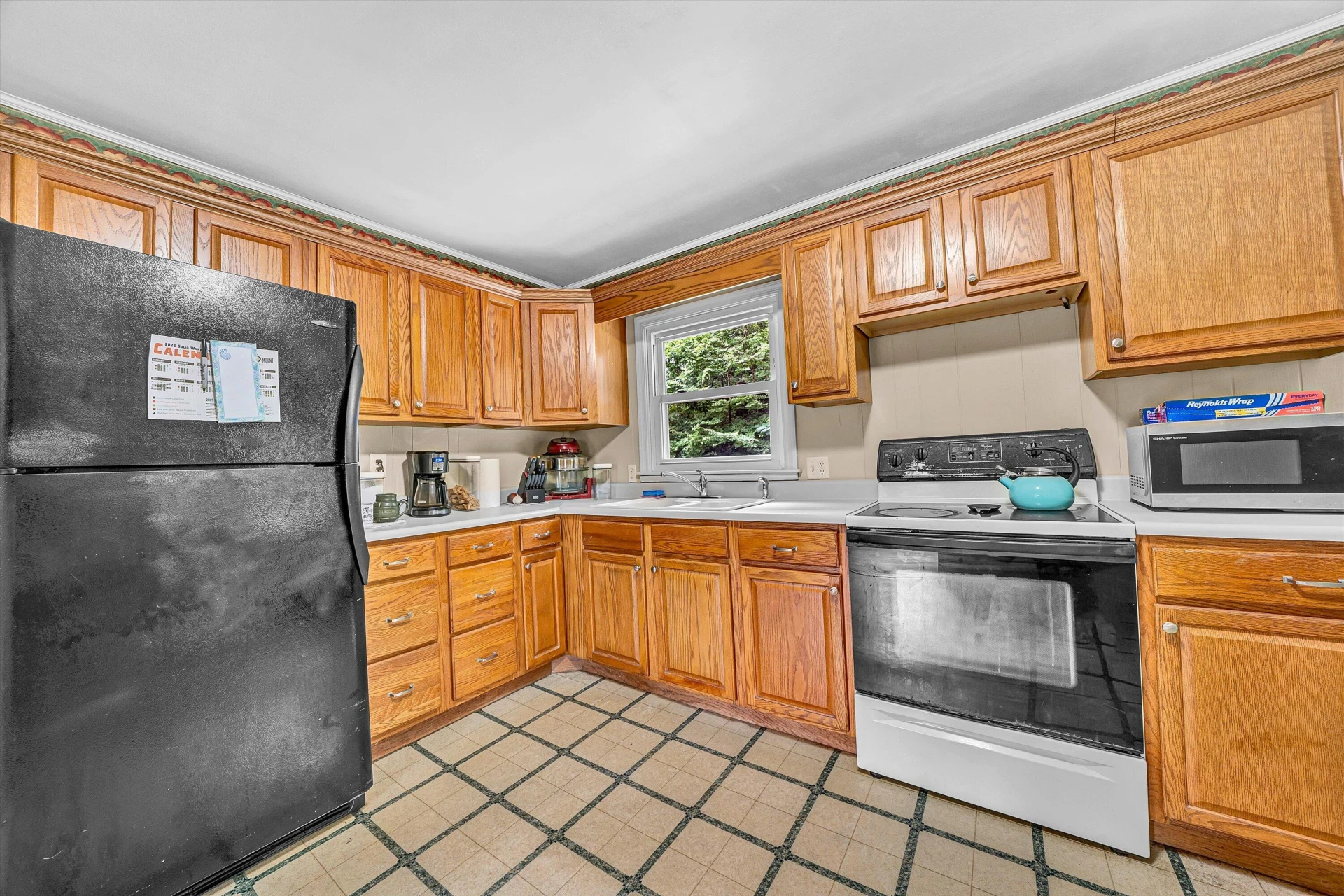 585 Trail DR - Photo 8