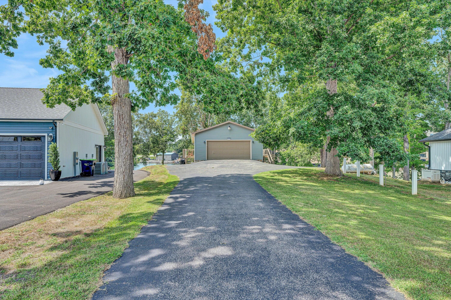 192 Twin Coves DR - Photo 56