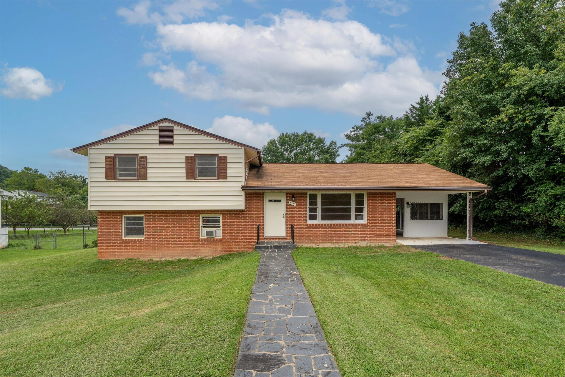 3153 Shorthorn DR