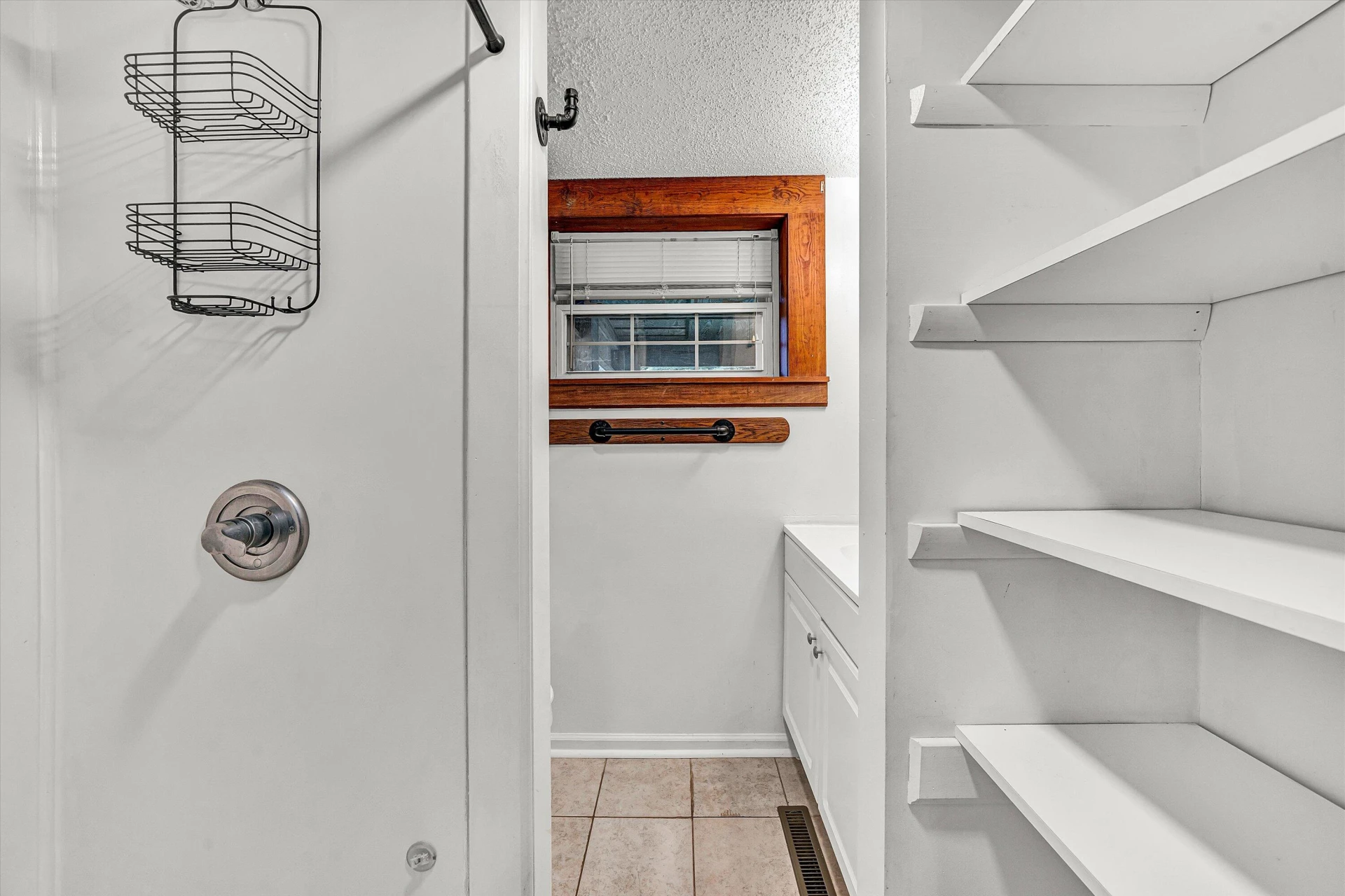 5075 Snow Creek RD - Photo 22
