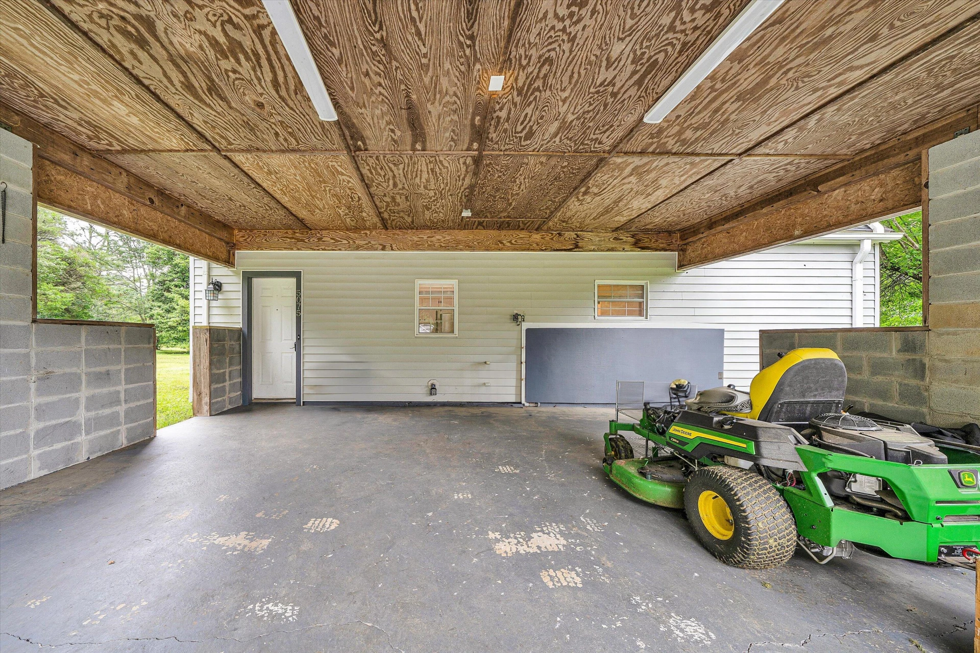 5075 Snow Creek RD - Photo 35
