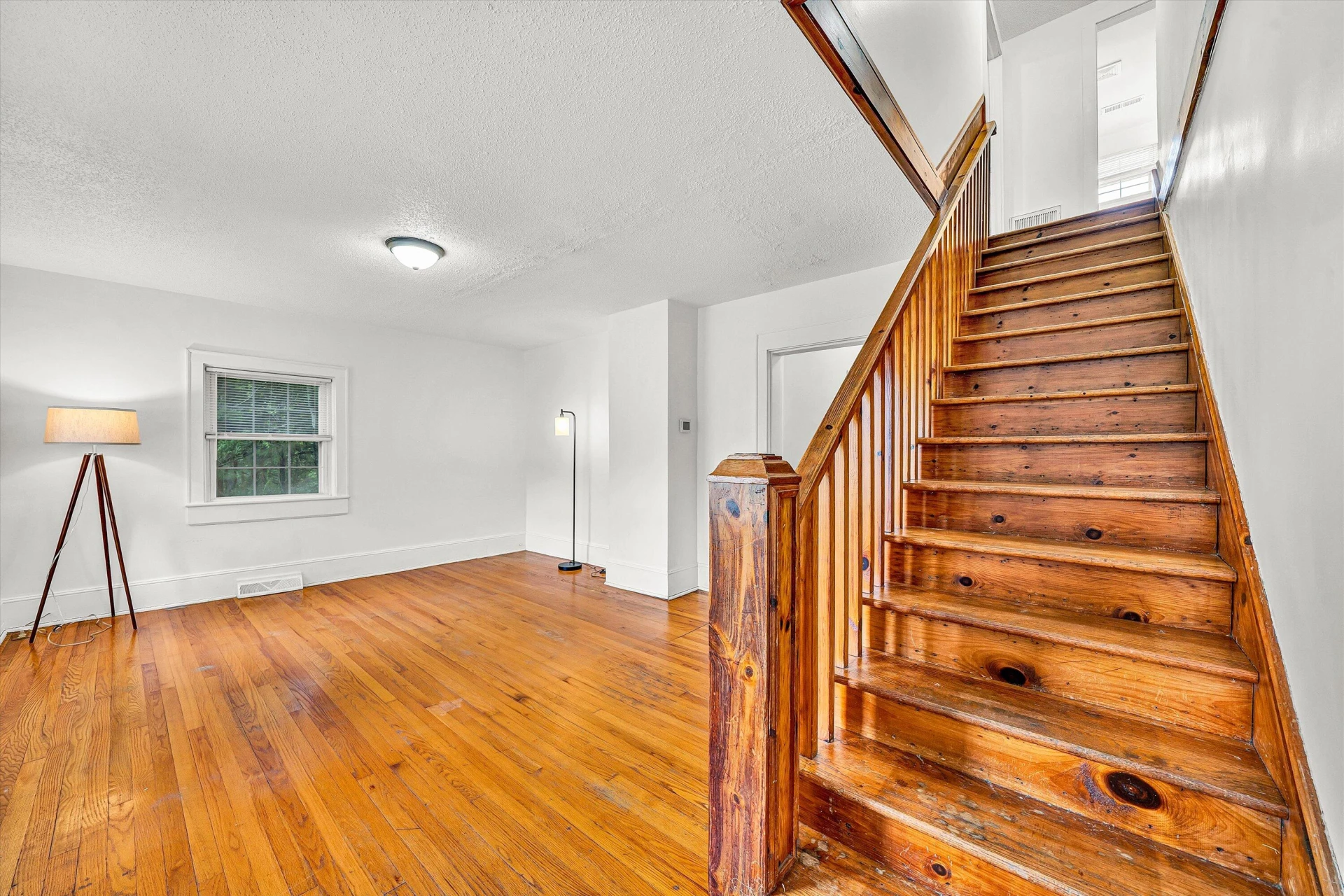 5075 Snow Creek RD - Photo 8