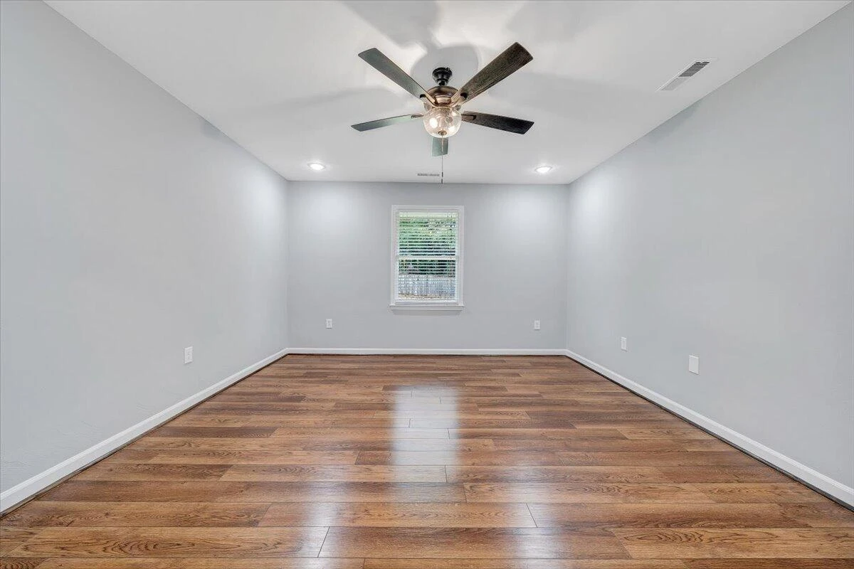 3409 Preston AVE - Photo 19