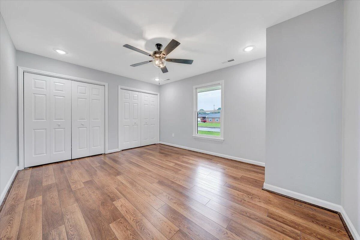 3409 Preston AVE - Photo 8