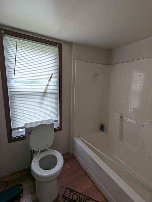 737 Agnes LN - Photo 9
