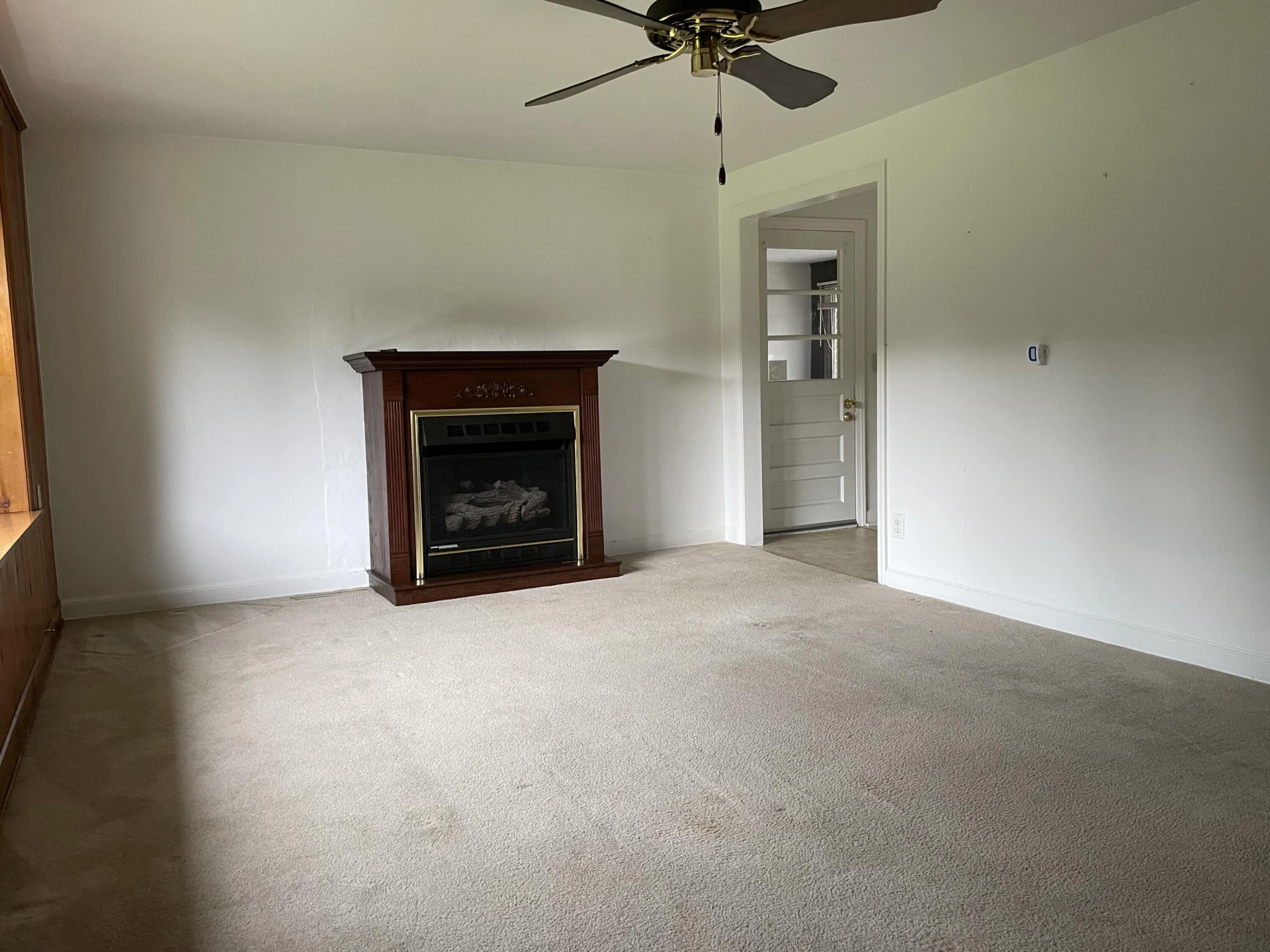 130 Derek DR - Photo 6
