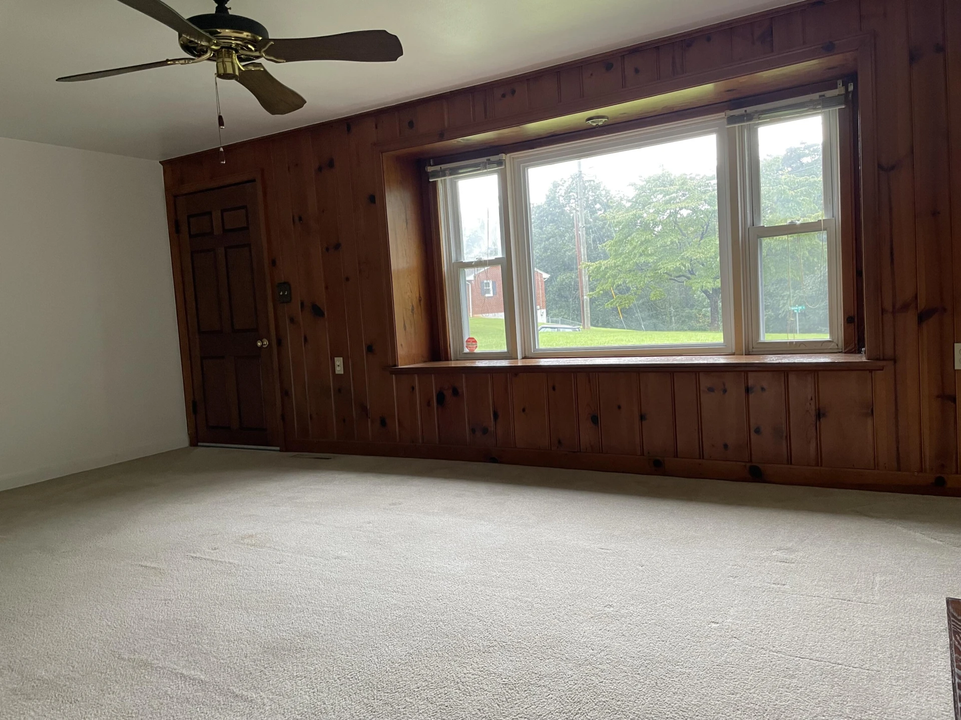 130 Derek DR - Photo 8