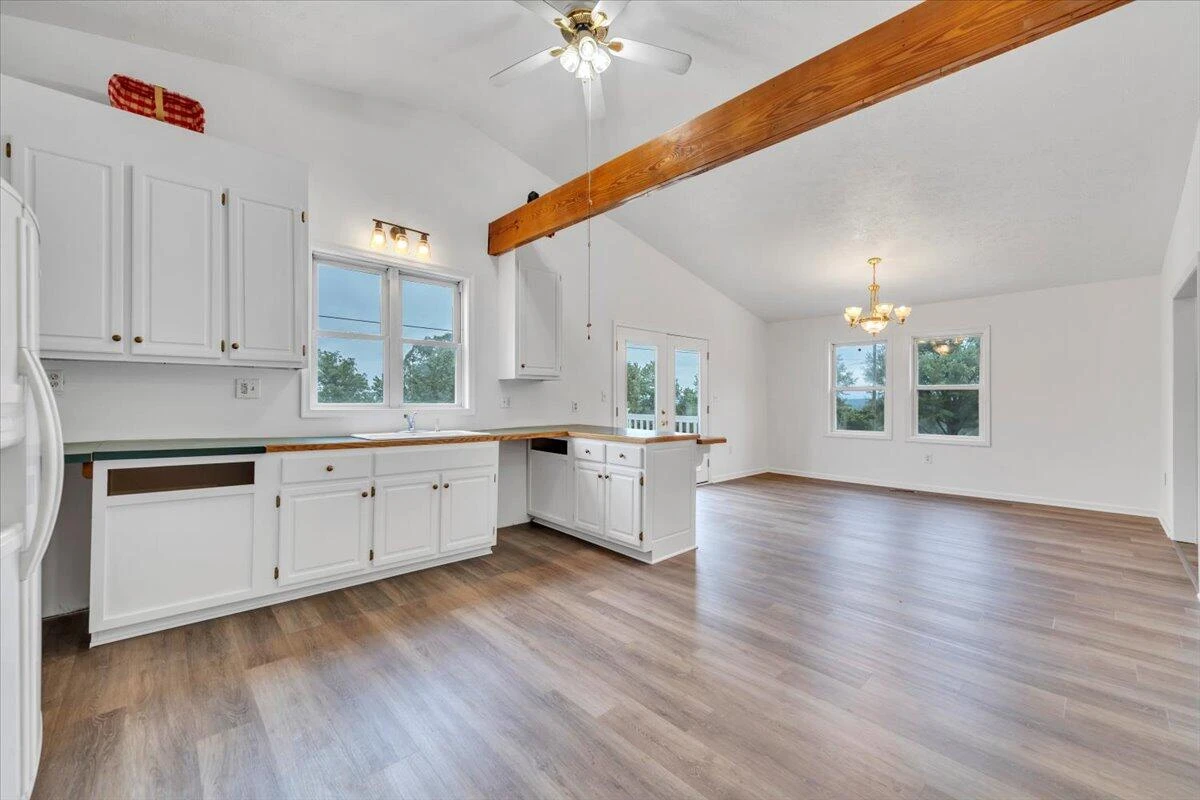 25 Dixie DR - Photo 15