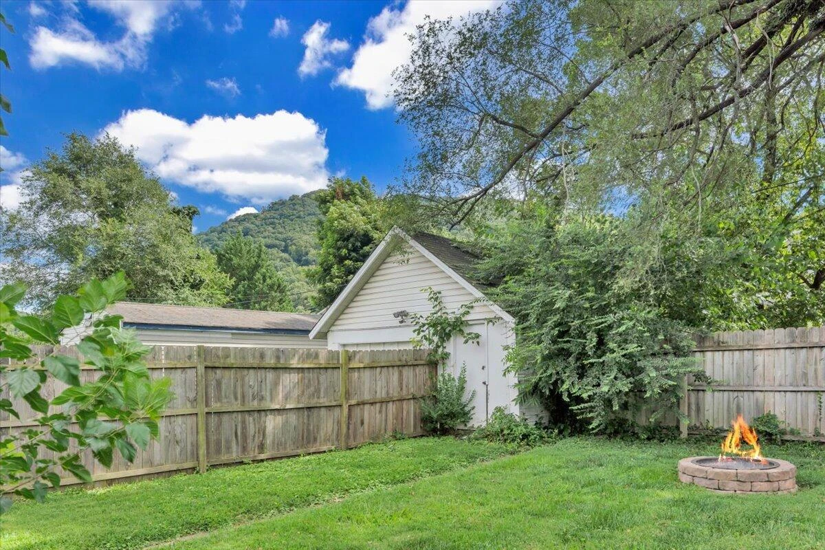 505 Arbor AVE - Photo 51