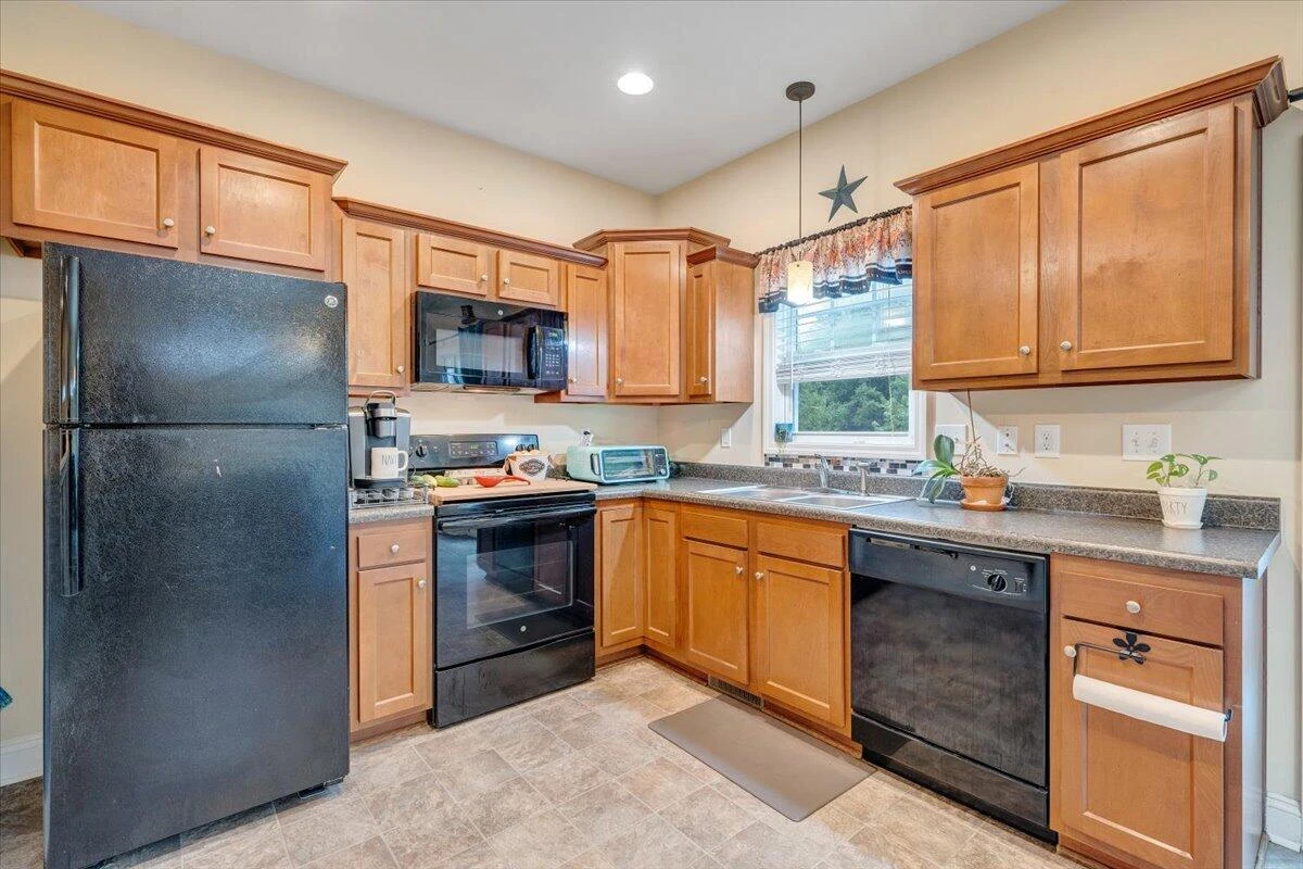 2632 Bandy RD - Photo 14