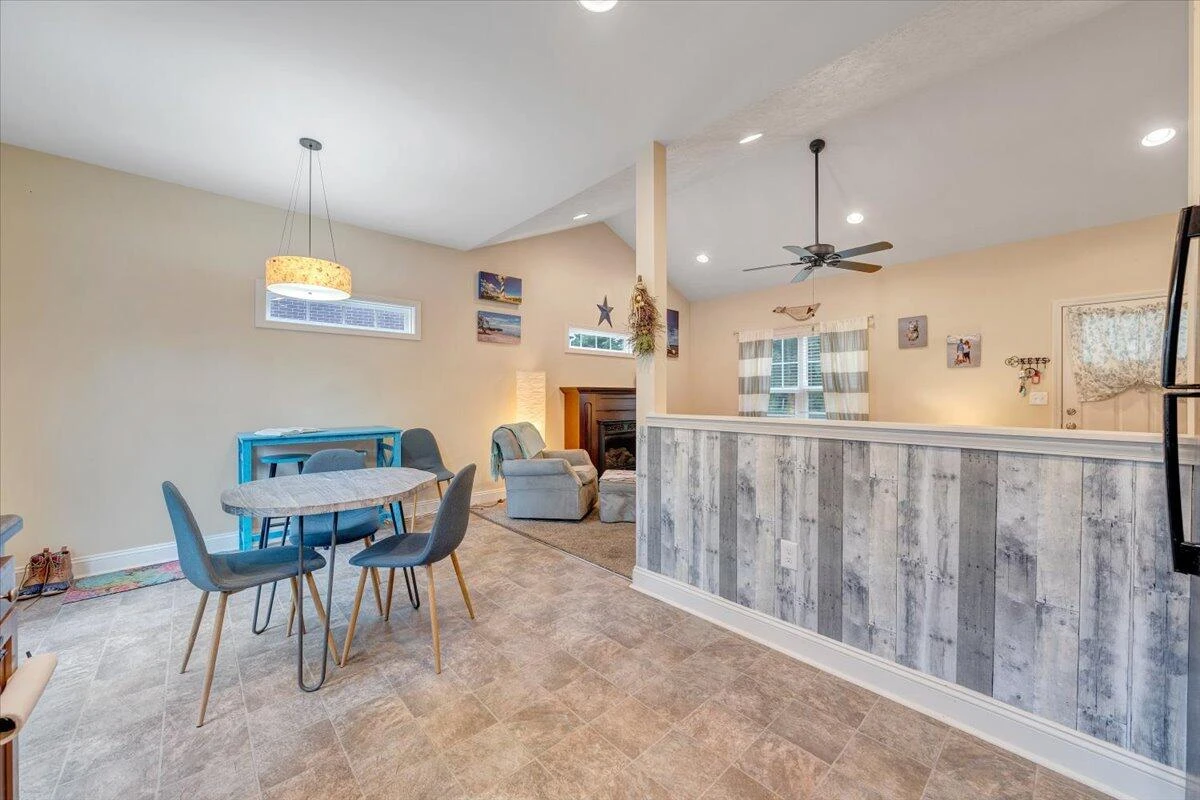 2632 Bandy RD - Photo 15