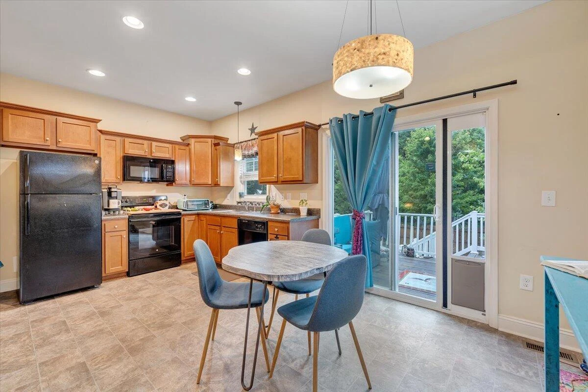 2632 Bandy RD - Photo 16