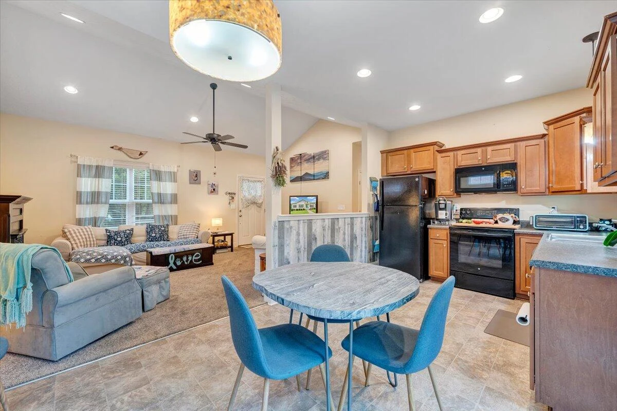 2632 Bandy RD - Photo 17