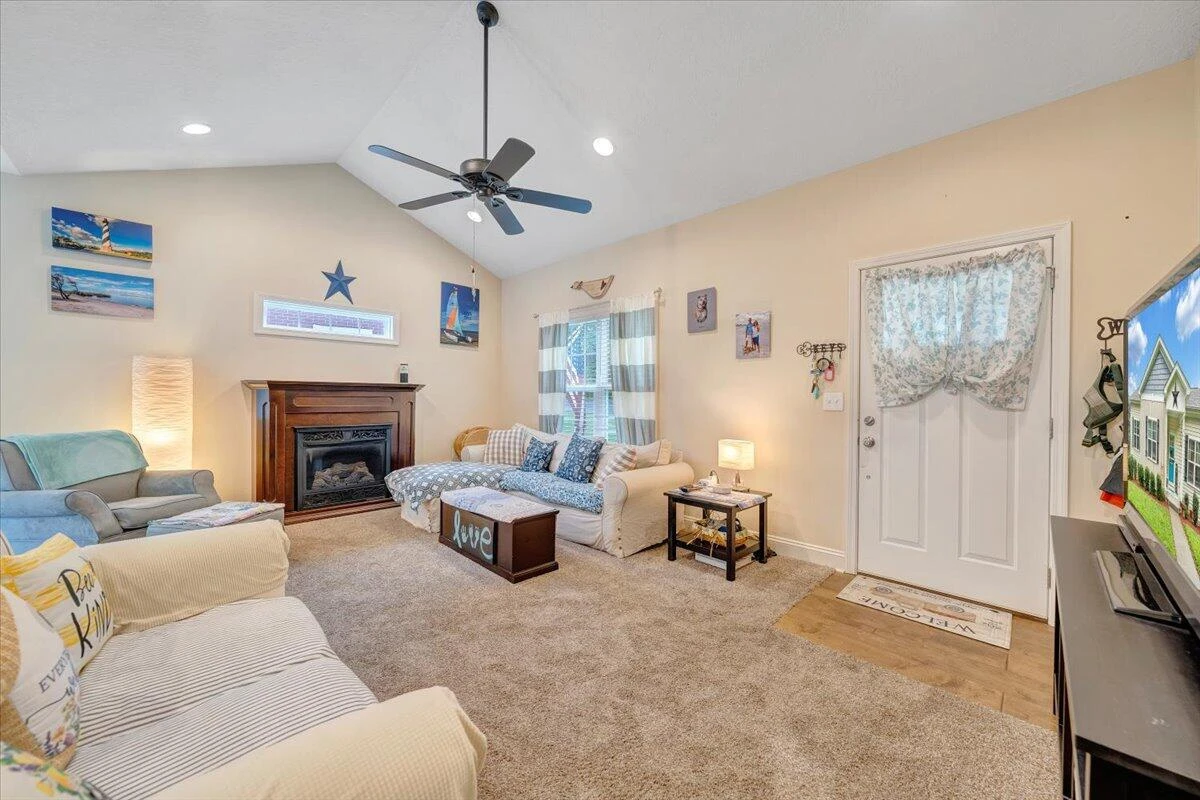 2632 Bandy RD - Photo 6