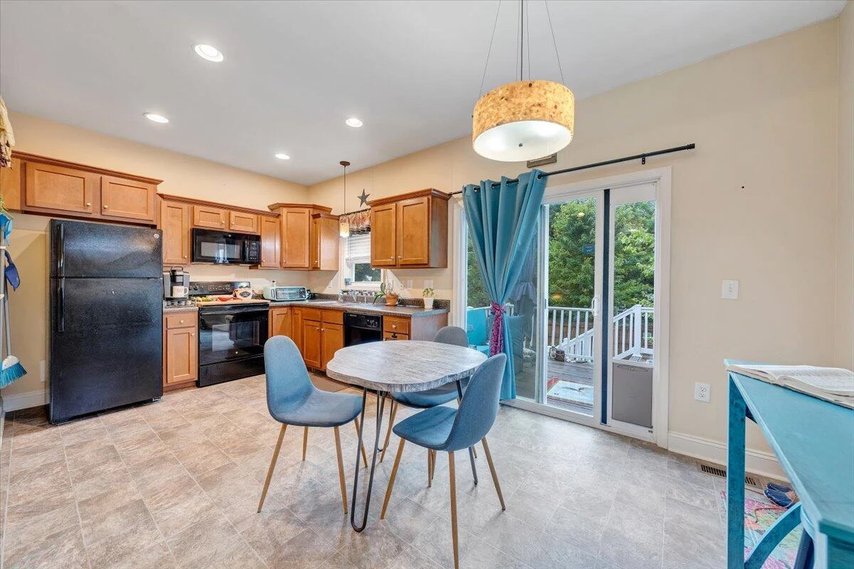 2632 Bandy RD - Photo 8