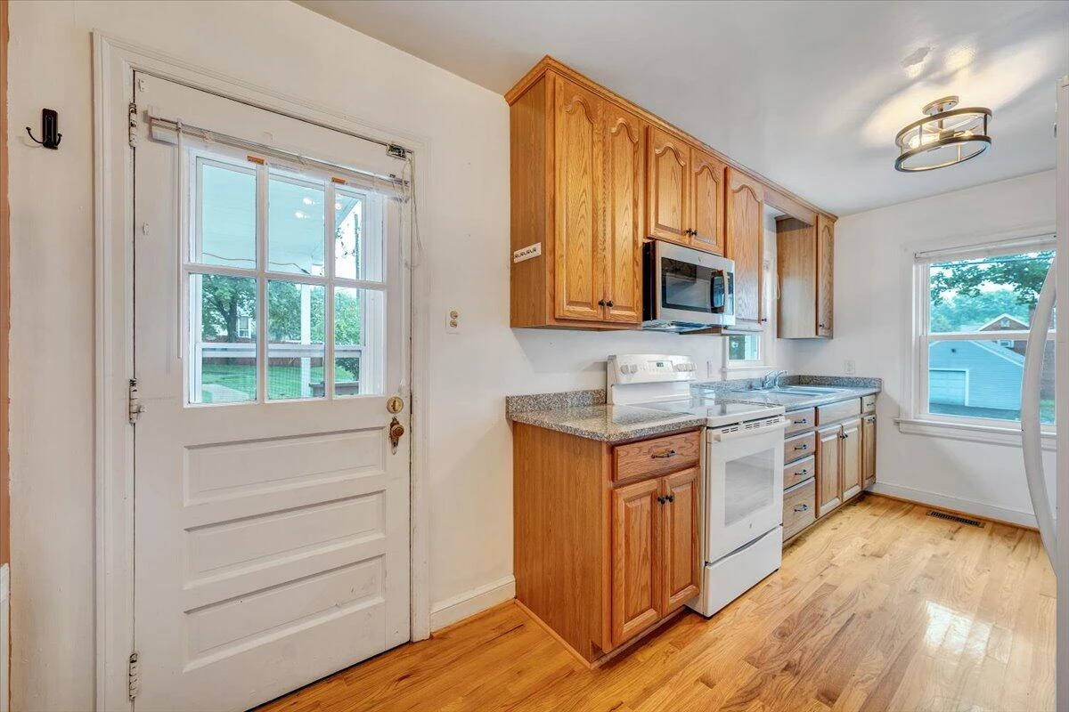2603 Fairway DR - Photo 11