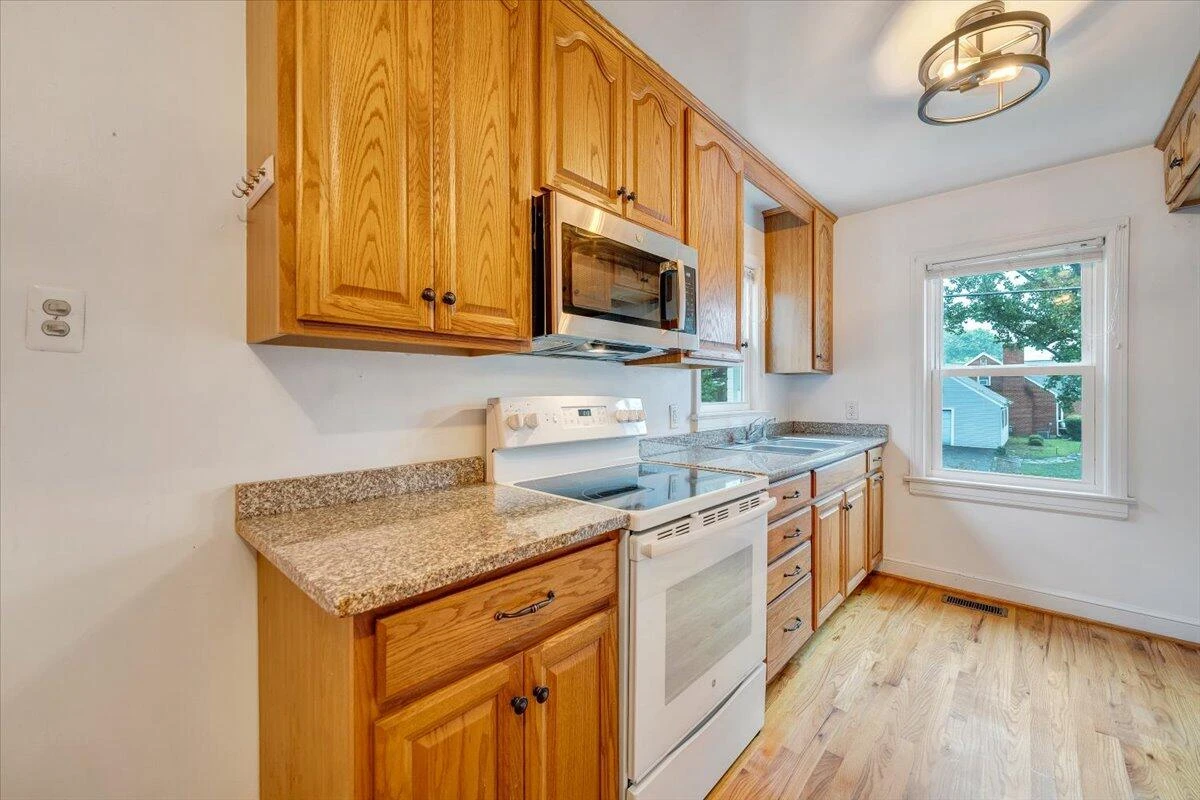 2603 Fairway DR - Photo 12