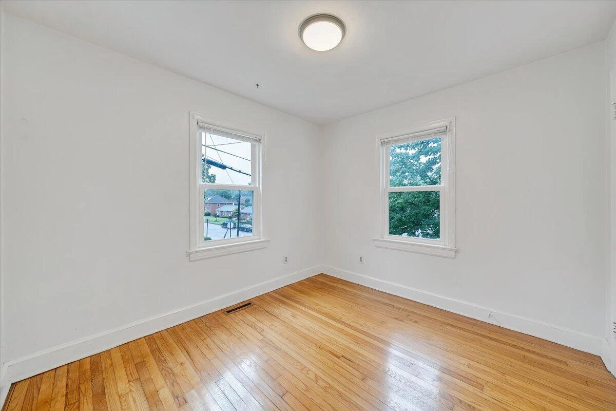 2603 Fairway DR - Photo 18
