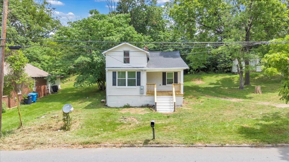 2107 Hollins RD - Photo 37
