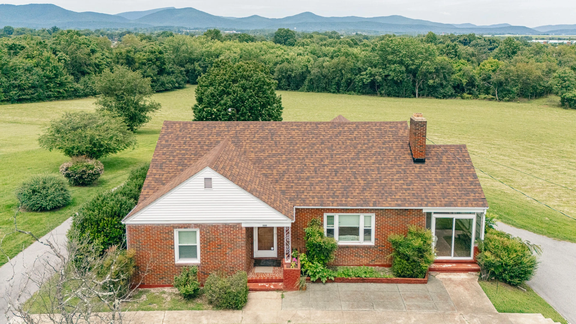 3505 Hershberger RD - Photo 3