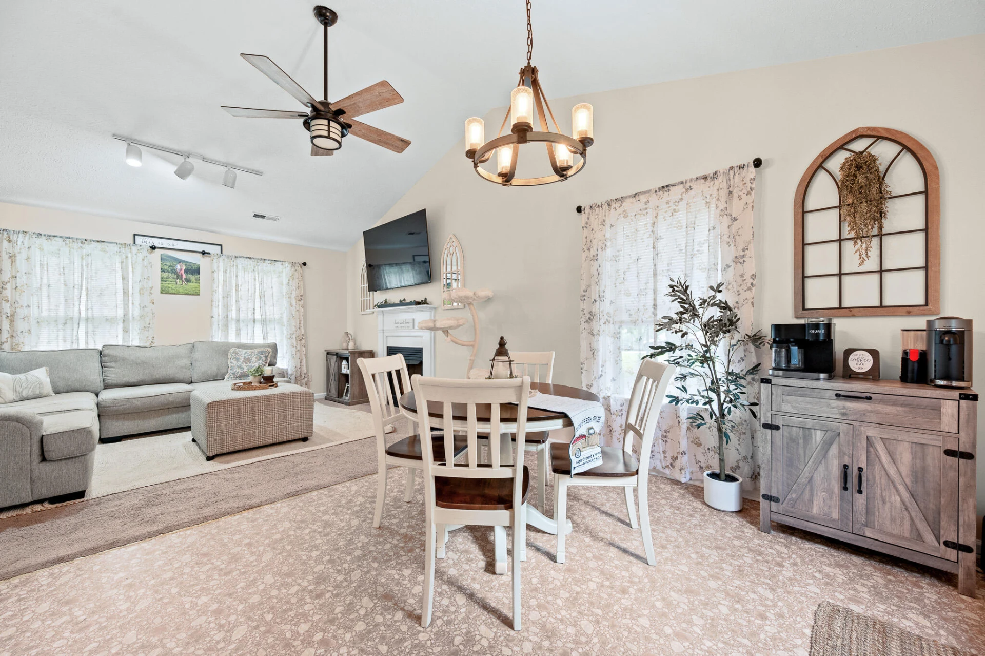 73 Forest AVE - Photo 10