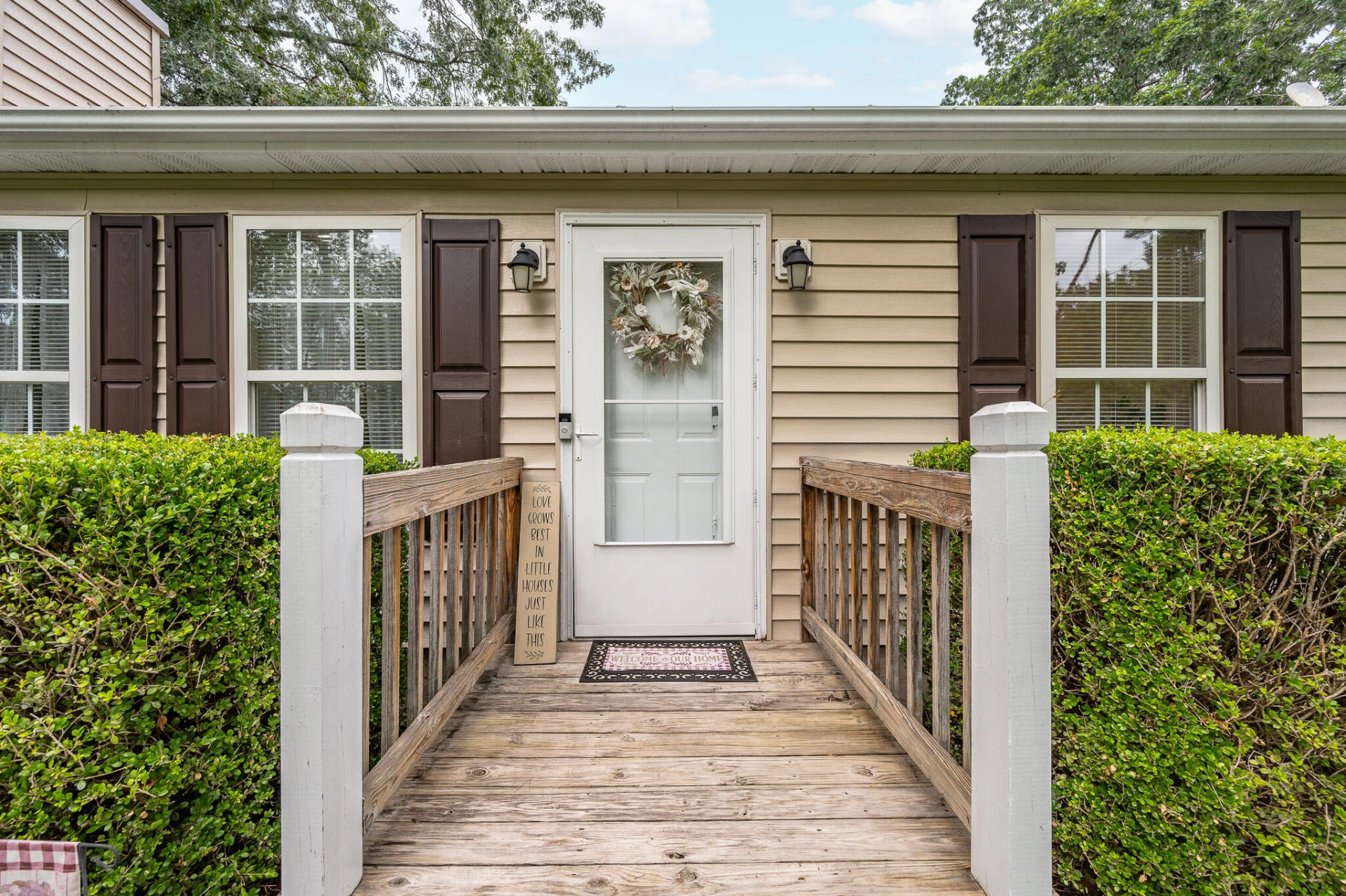 73 Forest AVE - Photo 4