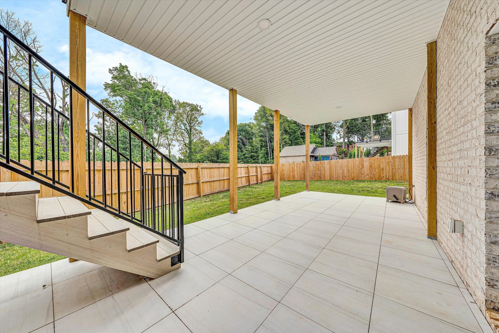 2762 McVitty RD - Photo 37