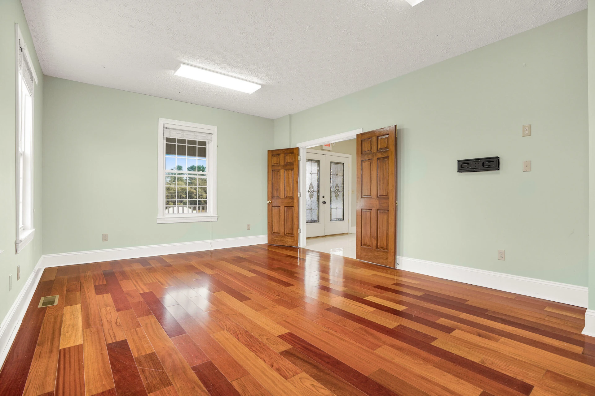 6245 University Park DR - Photo 8