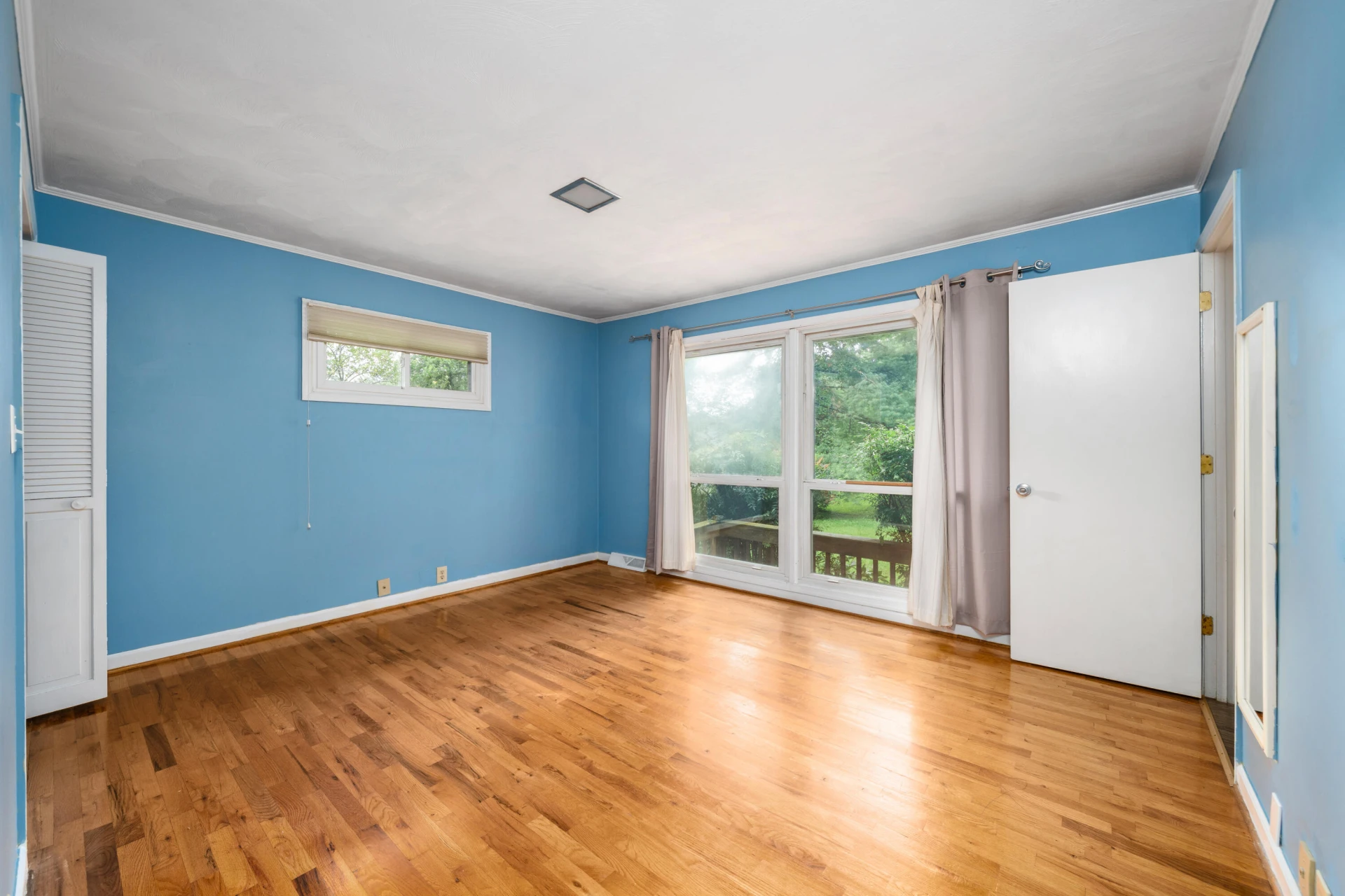 1361 Country Club RD - Photo 10