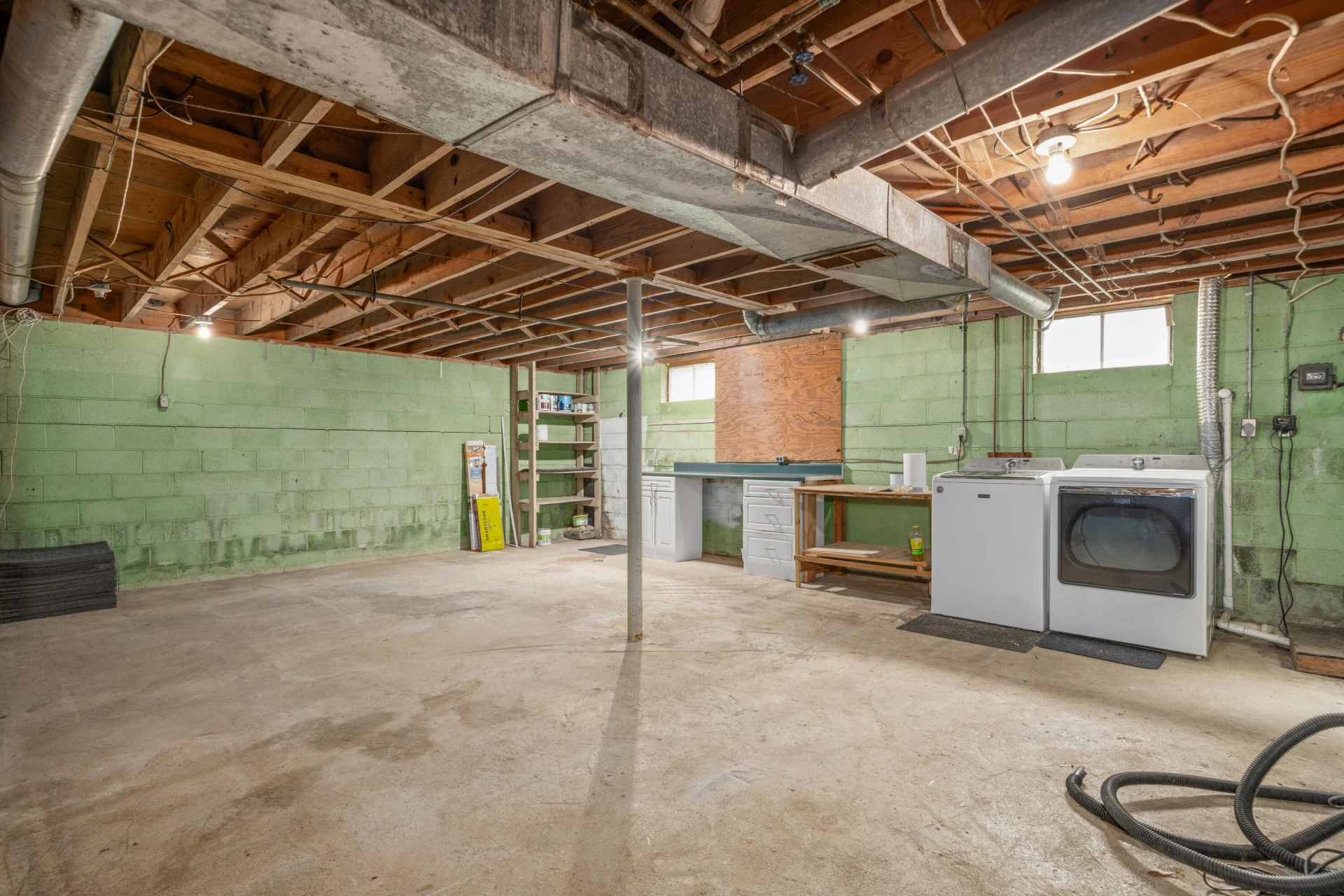 1361 Country Club RD - Photo 15